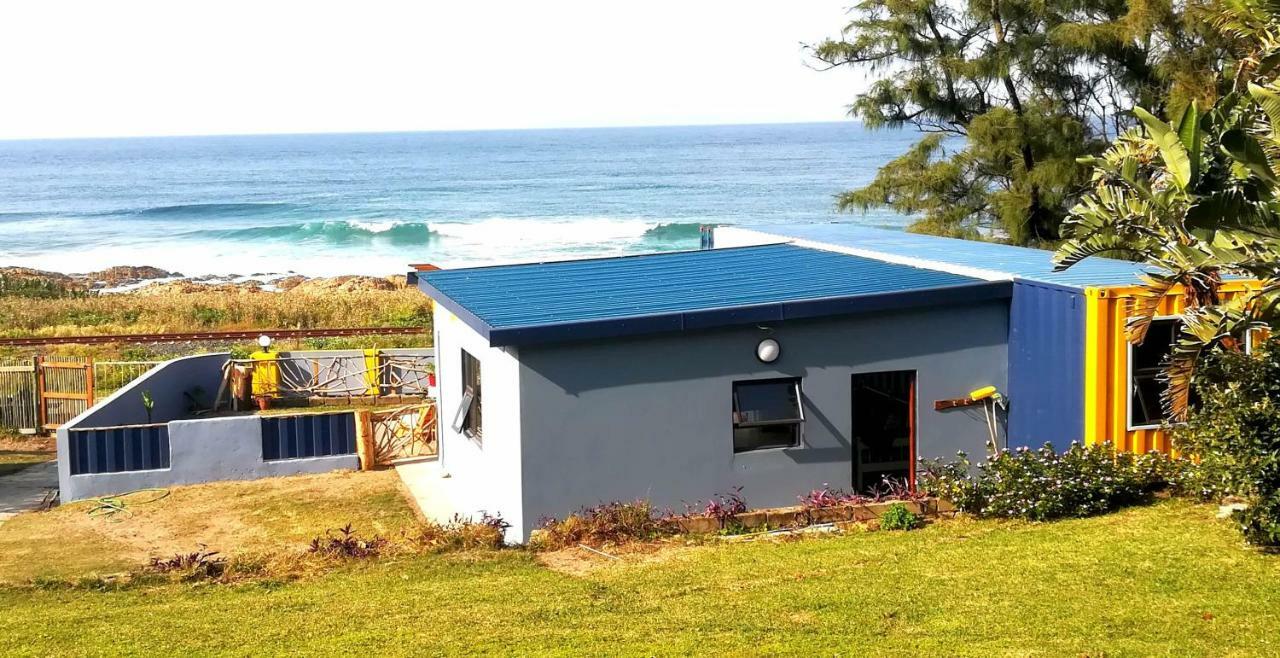 Blue Space Beach House Порт-Шепстон Экстерьер фото